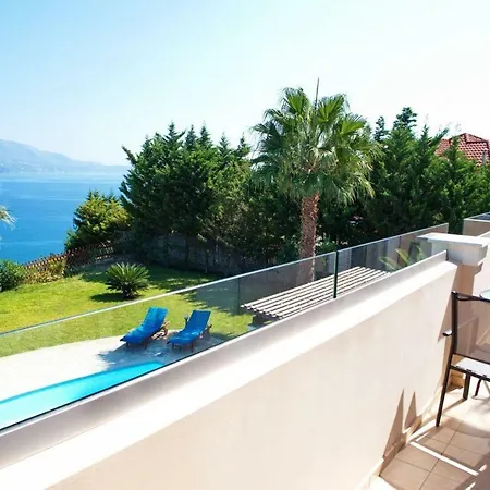 빌라 Kleismata Sleeps 6