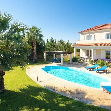 빌라 Kleismata Sleeps 6 *