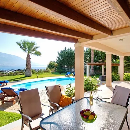 빌라 Kleismata Sleeps 6